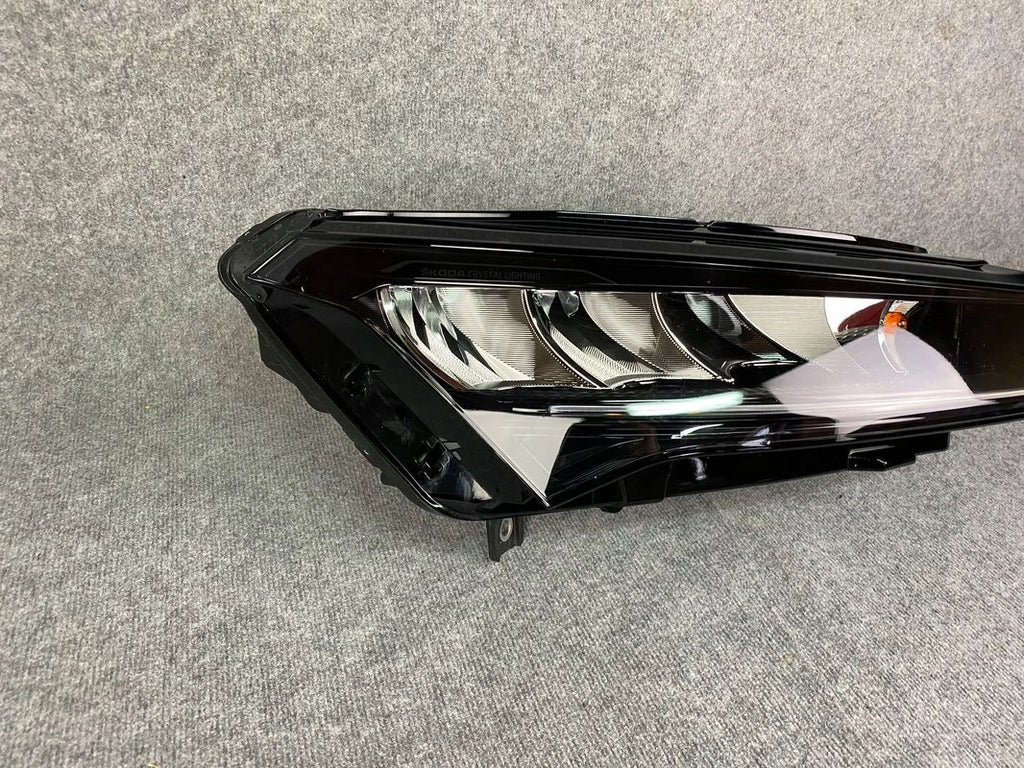 Frontscheinwerfer Skoda Enyaq LED Rechts Scheinwerfer Headlight SCH1024511738yk