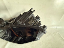 Laden Sie das Bild in den Galerie-Viewer, Frontscheinwerfer Audi A6 C8 4K0941035 LED Links Scheinwerfer Headlight