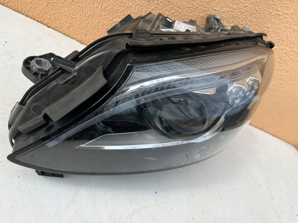 Frontscheinwerfer Mercedes-Benz W205 A2059061506 LED Links Headlight SCH8128894857km