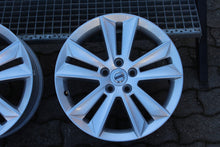 Load image into Gallery viewer, 1x Alufelge 17 Zoll 7.0" 5x108 40 5ET Glanz Silber 31471309 Volvo V60 S60 FEL2646834899dr