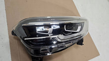 Laden Sie das Bild in den Galerie-Viewer, Frontscheinwerfer Renault Kadjar 260608385R Links Scheinwerfer Headlight SCH4043312981pl