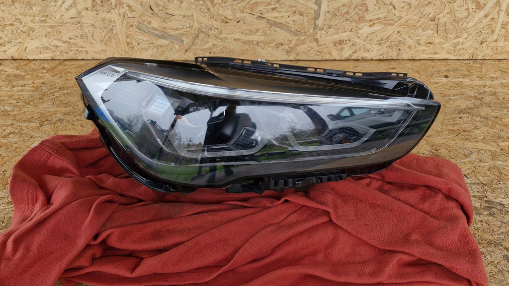 Frontscheinwerfer BMW X1 F48 5A01178-03 LED Rechts Scheinwerfer Headlight SCH5804970309ra