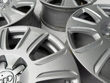 Laden Sie das Bild in den Galerie-Viewer, 4x Alufelge 16 Zoll 6.5" 5x112 33ET Glanz Silber 8U0601025 Audi Rim Wheel FEL9291472625rs