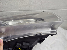 Laden Sie das Bild in den Galerie-Viewer, Frontscheinwerfer Volvo V70 S80 31353533 Xenon Rechts Scheinwerfer Headlight SCH8843651709iy