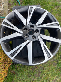 1x Alufelge 18 Zoll 7.0