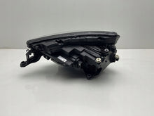 Laden Sie das Bild in den Galerie-Viewer, Frontscheinwerfer Skoda Kamiq 655941016 Rechts Scheinwerfer Headlight SCH5121310586fs
