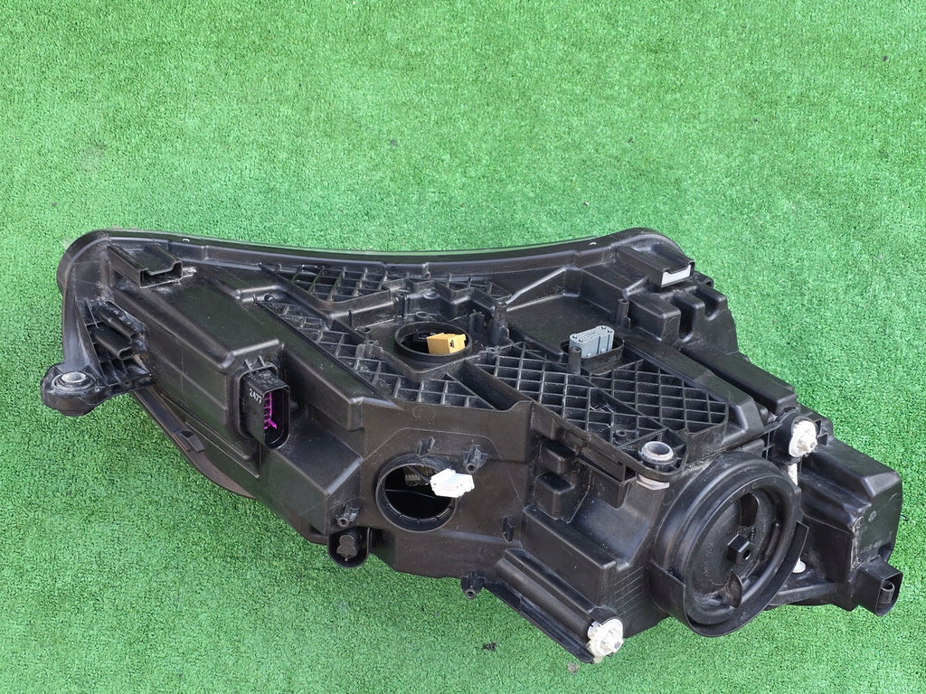 Frontscheinwerfer Skoda Superb III 3V1941015A Xenon Links Scheinwerfer Headlight SCH2460024562zv