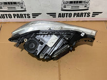 Laden Sie das Bild in den Galerie-Viewer, Frontscheinwerfer BMW 3 F30 F31 7419633-07 LED Links Scheinwerfer Headlight SCH9048696215kr