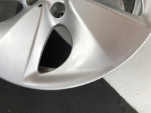 Laden Sie das Bild in den Galerie-Viewer, 1x Alufelge 17 Zoll 8.0&quot; 5x120 6794682 BMW F11 F06 F10 F12 F13 Rim Wheel