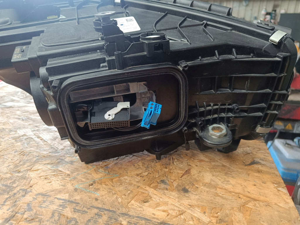 Frontscheinwerfer Mercedes-Benz W206 A2069062104 LED Links Headlight SCH1744460328ho