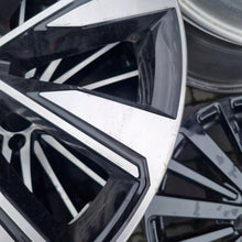 Load image into Gallery viewer, 1x Alufelge 19 Zoll 7.0" 5x114.3 32ET Glanz Schwarz 403004862R Renault Rim Wheel FEL5145713693rk