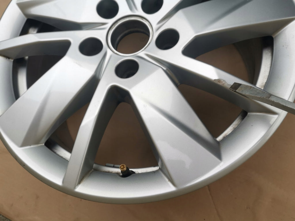1x Alufelge 16 Zoll 6.5" 5x112 48ET Glanz Silber 2K7601025 VW Caddy Rim Wheel FEL2877113899zh