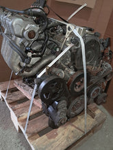 Laden Sie das Bild in den Galerie-Viewer, Motor Mitsubishi Grandis 4G69 2.4 173TKm 2007 Benzin Engine Unkomplett MOT7254000688sn