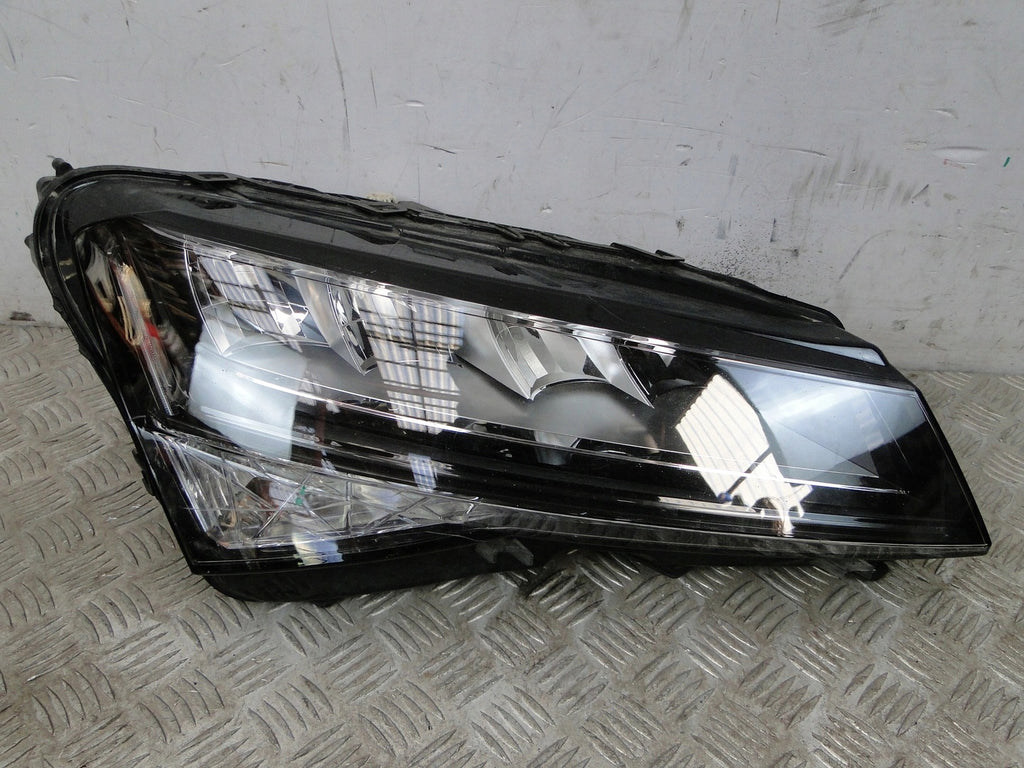 Frontscheinwerfer Skoda Superb III 3V1941016C 3V1941015C LED Ein Satz Headlight