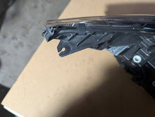 Laden Sie das Bild in den Galerie-Viewer, Frontscheinwerfer Ford Custom JK2113D153BJ 01062411200010 Links Headlight SCH1291888461zm