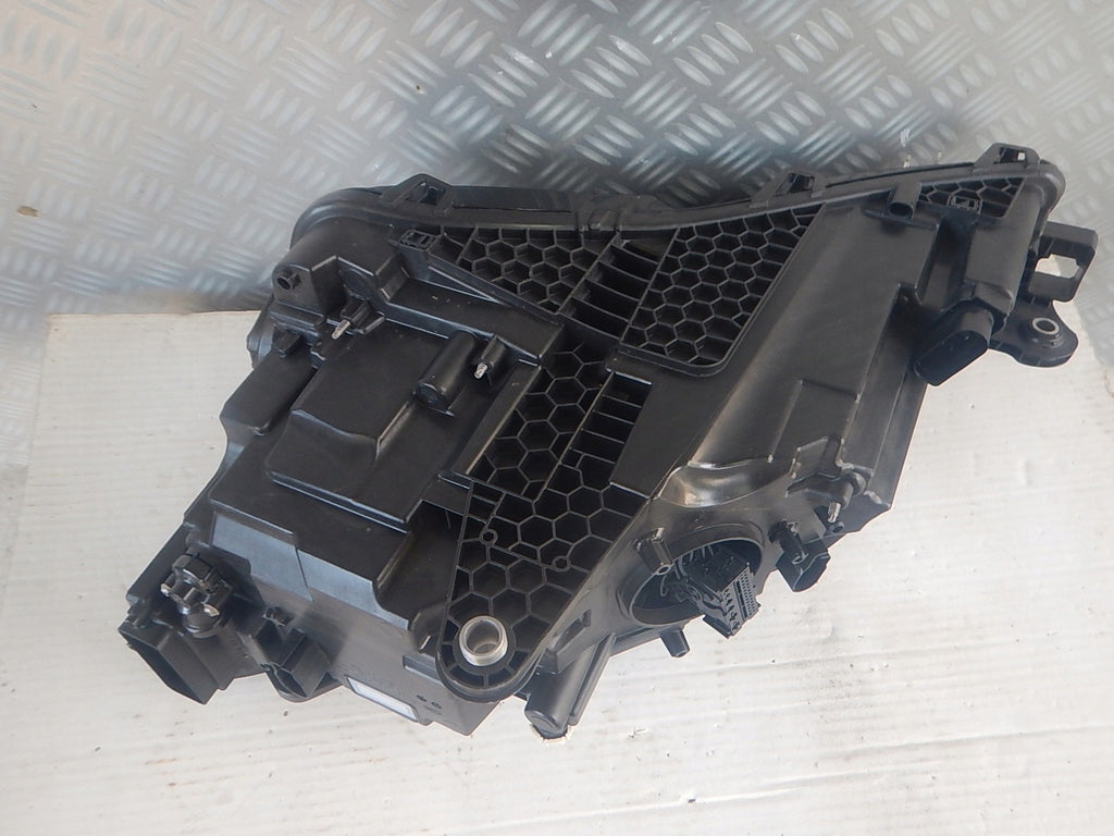 Frontscheinwerfer Skoda Superb III 3V1941016D LED Rechts Scheinwerfer Headlight