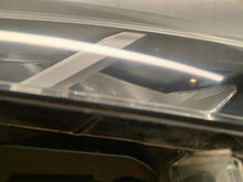 Laden Sie das Bild in den Galerie-Viewer, Frontscheinwerfer Dacia Sandero 260602561R Full LED Ein Satz Headlight SCH6588492370xf