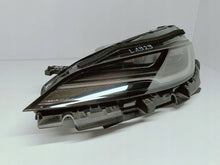 Laden Sie das Bild in den Galerie-Viewer, Frontscheinwerfer Mercedes-Benz Model 3 176088800E LA77606L1929 Links Headlight SCH6370582253fs