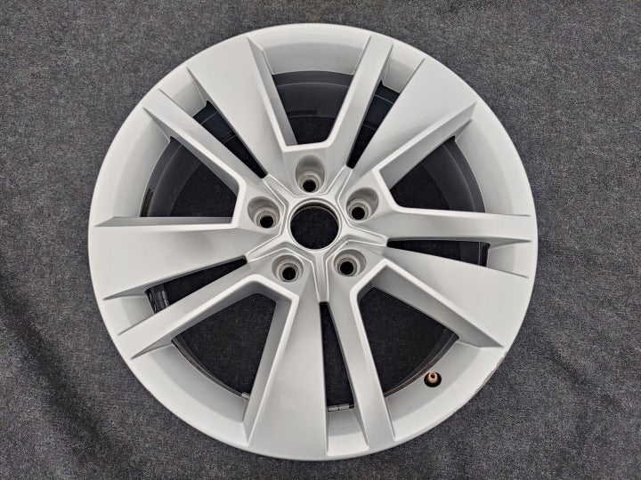 1x Alufelge 17 Zoll 7.0" 5x112 45ET Glanz Silber 57A601025K Skoda Karoq FEL9330540061ol