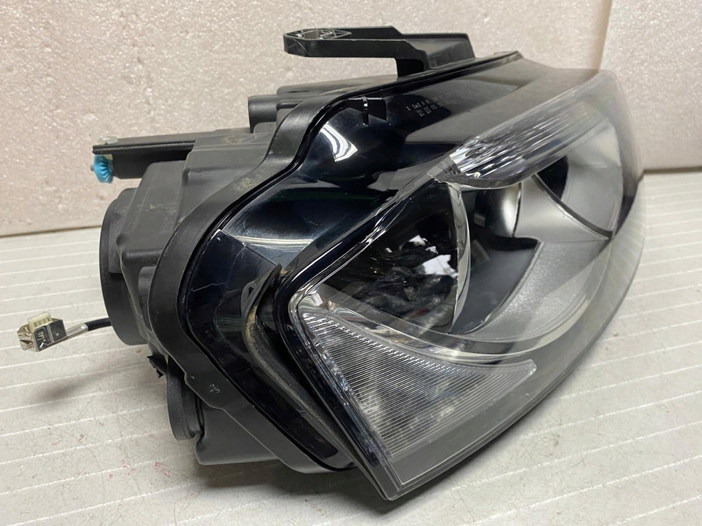 Frontscheinwerfer Audi A3 8P0941030BQ Xenon Ein Stück (Rechts oder Links) SCH8503527726uy