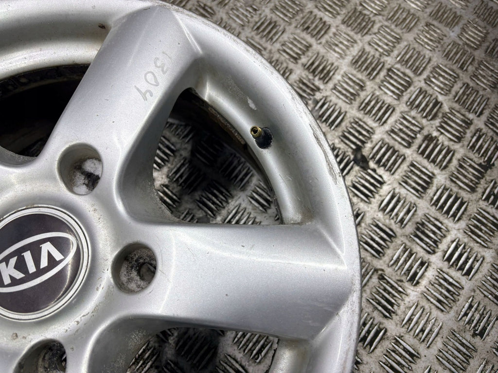 1x Alufelge 16 Zoll 5x139.7 KBA46622 Kia Sorento I Rim Wheel FEL8503398447ze