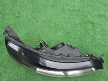 Laden Sie das Bild in den Galerie-Viewer, Frontscheinwerfer Renault Megane 260108478R LED Rechts Scheinwerfer Headlight SCH8440033192nn