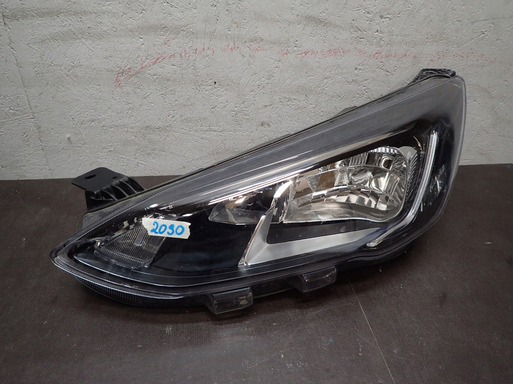 Frontscheinwerfer Ford Focus MX7B-13E015-CC Links Scheinwerfer Headlight