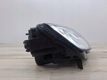 Laden Sie das Bild in den Galerie-Viewer, Frontscheinwerfer Audi A4 8W0941006 Rechts Scheinwerfer Headlight SCH9025879831vf
