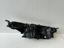 Load image into Gallery viewer, Frontscheinwerfer Toyota Yaris Links Scheinwerfer Headlight