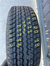 Load image into Gallery viewer, 1x Alufelge 18 Zoll 7.5" 5x127 44ET Glanz Silber 1JC34 Jeep I Rim Wheel FEL1302654187xx