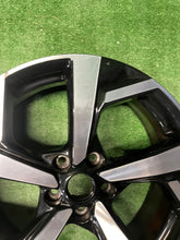 Load image into Gallery viewer, 1x Alufelge 19 Zoll 7.0&quot; 5x114.3 40ET N8890110 Nissan X-Trail Qashqai Rim Wheel