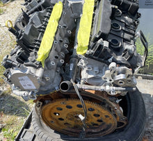 Laden Sie das Bild in den Galerie-Viewer, Motor Ford Fiesta II Fbd JS602BA 2.7 97PS 71kW 80TKm 2018 Benzin Unkomplett MOT7719929945xw