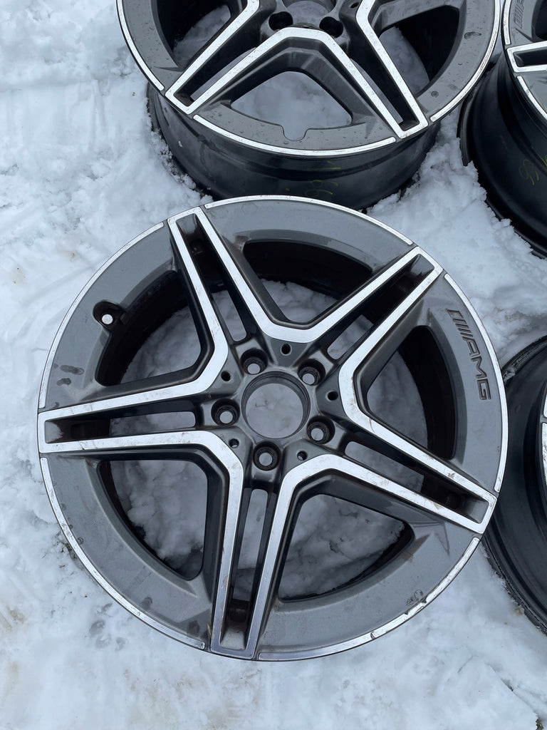 4x Alufelge 18 Zoll 7.5" 5x112 49ET Glanz Schwarz A1774011500 Mercedes-Benz