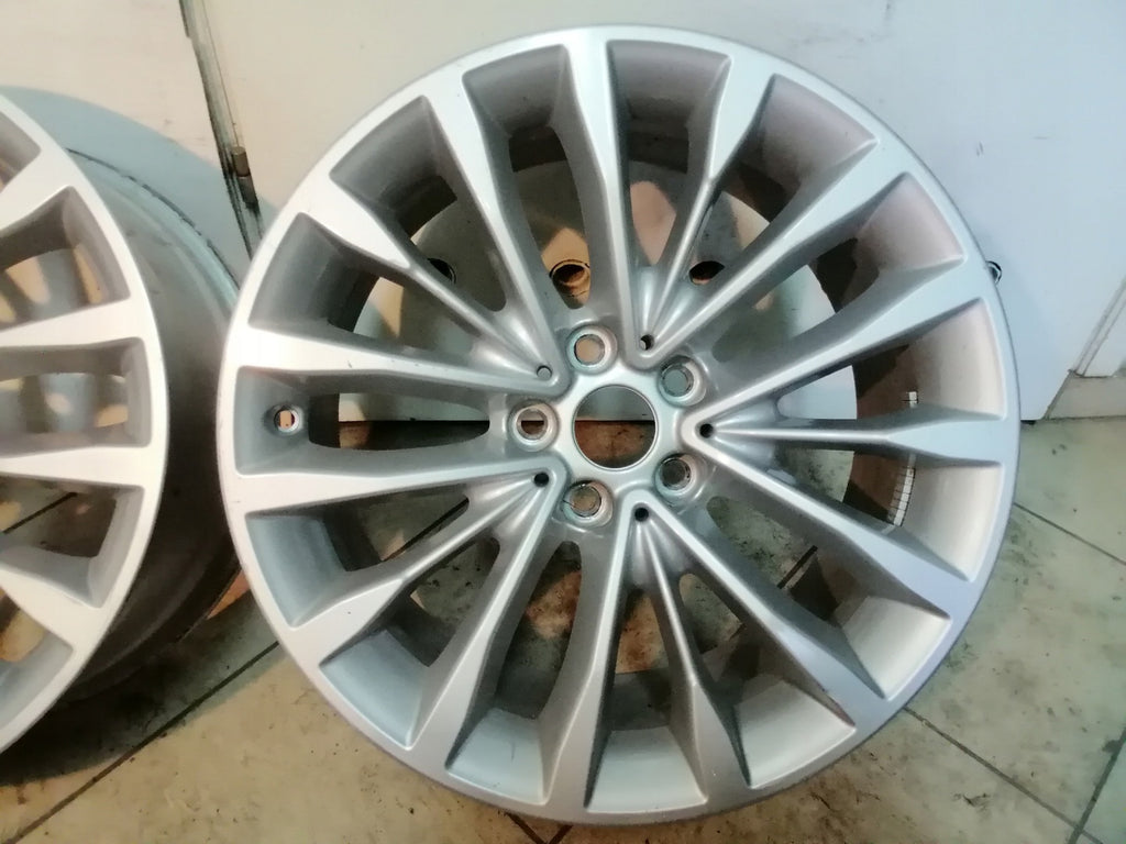 1x Alufelge 18 Zoll 8.0" 5x112 30ET Glanz Silber 6863418 BMW 5 G31 G30 Rim Wheel FEL8283376867vl