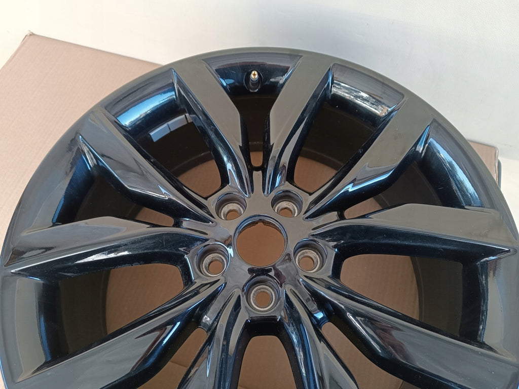 1x Alufelge 19 Zoll 8.0" 5x108 52 5ET Ford Kuga Rim Wheel FEL8886762784ad