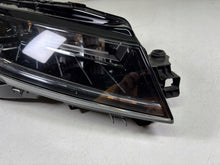 Laden Sie das Bild in den Galerie-Viewer, Frontscheinwerfer Skoda Superb III 3V1941016D LED Rechts Scheinwerfer Headlight