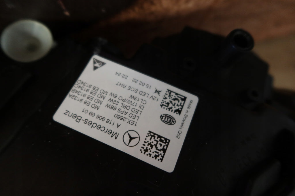 Frontscheinwerfer Mercedes-Benz Cla A189066901 LED Ein Stück (Rechts oder Links) SCH7355362734rd