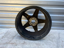 Load image into Gallery viewer, 1x Alufelge 18 Zoll 8.0" 5x112 43ET Glanz A2134011800 Mercedes-Benz Rim Wheel FEL6292681587nv