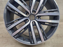 Load image into Gallery viewer, 1x Alufelge 19 Zoll 5x112 5NA601025F VW Tiguan Rim Wheel FEL4076233083et