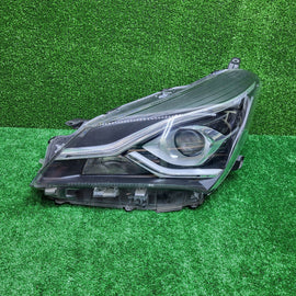 Frontscheinwerfer Toyota Yaris 81170-0DK10 Links Scheinwerfer Headlight SCH8631880124mk