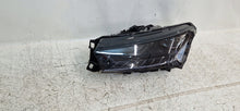 Load image into Gallery viewer, Frontscheinwerfer Skoda Enyaq 5LB941015H LED Links Scheinwerfer Headlight SCH4028836139vr