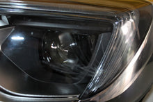 Load image into Gallery viewer, Frontscheinwerfer Opel Astra 39023762 Links Scheinwerfer Headlight SCH7410425485fd