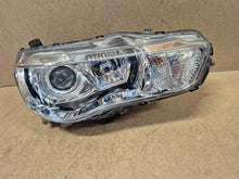 Laden Sie das Bild in den Galerie-Viewer, Frontscheinwerfer Mitsubishi Lancer Outlander II Xenon Rechts Headlight