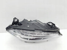 Laden Sie das Bild in den Galerie-Viewer, Frontscheinwerfer Mercedes-Benz A1768201261 Rechts Scheinwerfer Headlight SCH5093516386qc