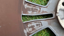 Load image into Gallery viewer, 1x Alufelge 17 Zoll 7.0" 5x112 45ET Glanz Schwarz 5L0601025S Skoda Yeti FEL1146158921zs