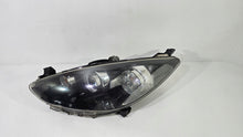 Laden Sie das Bild in den Galerie-Viewer, Frontscheinwerfer Mazda 2 1489234637 Links Scheinwerfer Headlight SCH3676317712bx