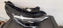 Laden Sie das Bild in den Galerie-Viewer, Frontscheinwerfer Renault Captur 013930-32 LED Rechts Scheinwerfer Headlight