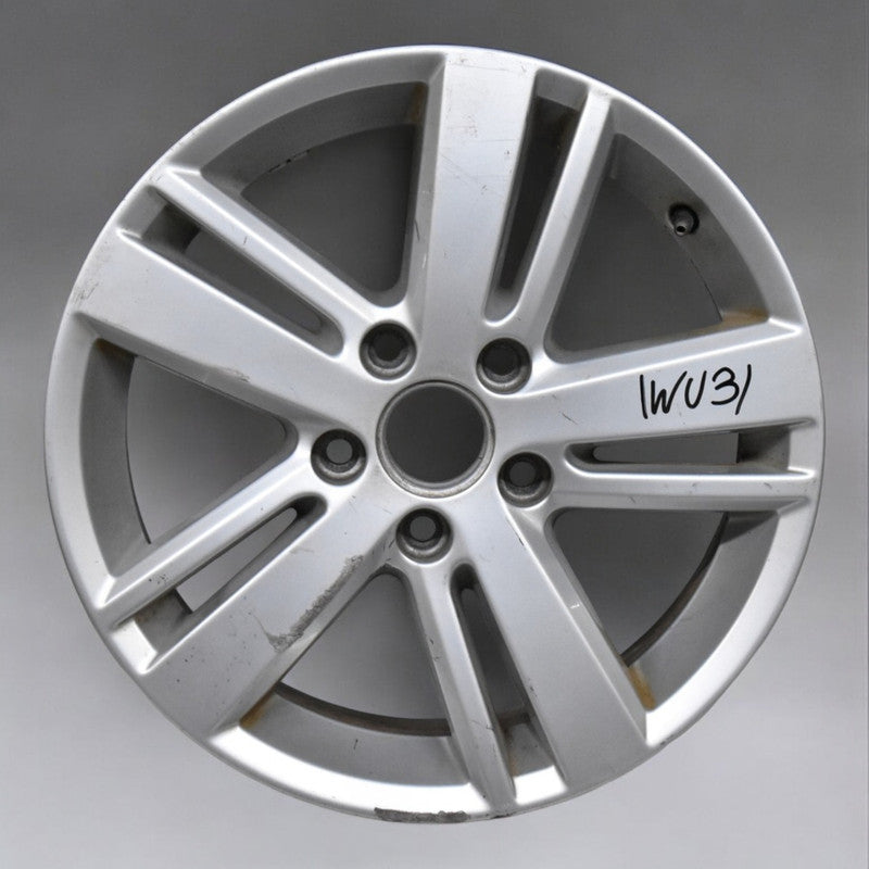 1x Alufelge 16 Zoll 6.5" 5x112 50ET Glanz Silber 5C0601025AB VW Beetle Jetta