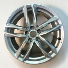 Load image into Gallery viewer, 1x Alufelge 18 Zoll 8.0&quot; 5x112 40ET 8W0601025EB Audi A4 Rim Wheel