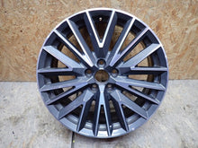 Laden Sie das Bild in den Galerie-Viewer, 1x Alufelge 19 Zoll 7.0" 5x112 43ET Matt Grau 83A601025L Audi Q3 F3b Rim Wheel FEL3689881952sz